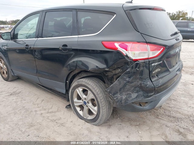 1FMCU0GX5GUB03997 Ford ESCAPE SE