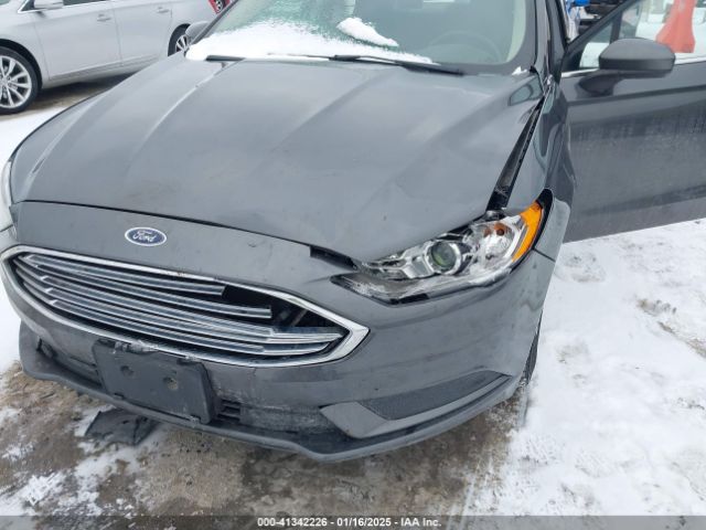 3FA6P0HD6JR230064 Ford FUSION SE