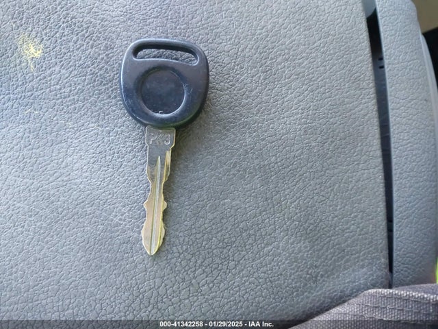2004 CADILLAC DEVILLE 1G6KD54Y24U201846 Photo 10