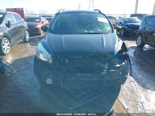 1FMCU9GD1HUD13959 Ford ESCAPE SE