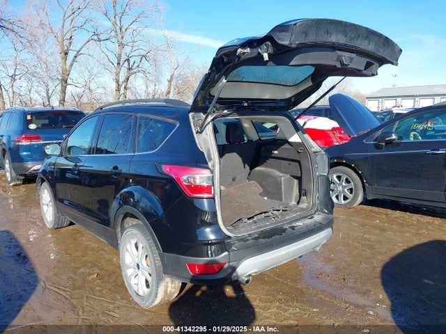 1FMCU9GD1HUD13959 Ford ESCAPE SE
