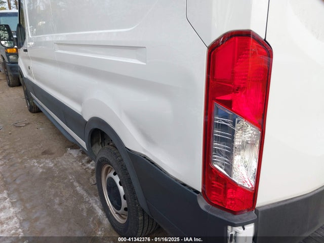 Ford Transit-250 2022 1FTBR1C88NKA70167 Image 6