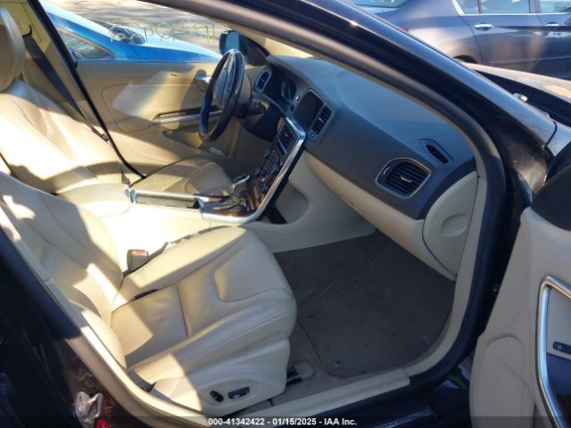 YV1612FH4E2285050 Volvo S60 T5