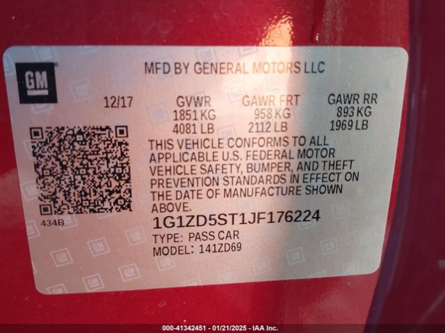 1G1ZD5ST1JF176224 Chevrolet MALIBU LT