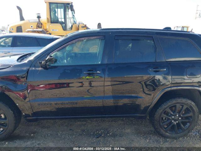 1C4RJFAG6JC475672 Jeep Grand Cherokee Altitude 4x4