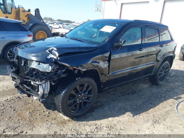 1C4RJFAG6JC475672 Jeep Grand Cherokee Altitude 4x4