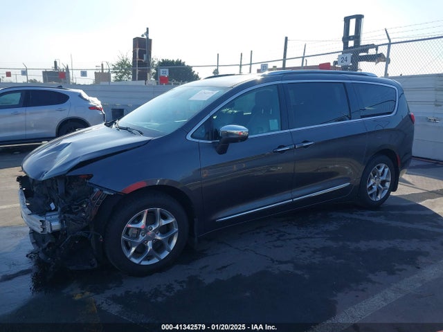 2C4RC1GG5JR131147 Chrysler Pacifica Limited