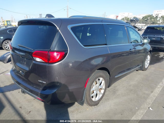 2C4RC1GG5JR131147 Chrysler Pacifica Limited