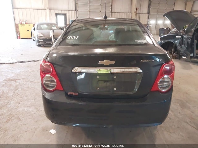 1G1JC5SG5G4115465 Chevrolet Sonic Lt Auto