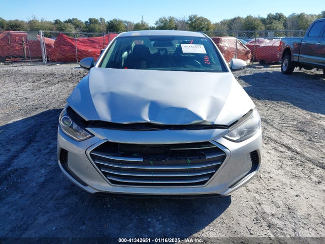 Hyundai ELANTRA SE 2018 5NPD74LF8JH219149 Image 12