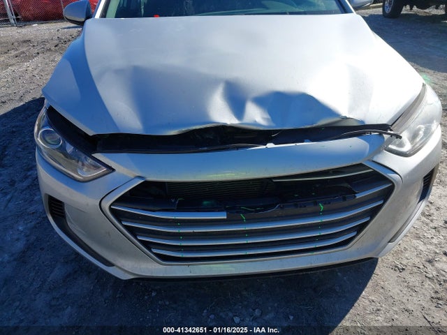 Hyundai ELANTRA SE 2018 5NPD74LF8JH219149 Image 6