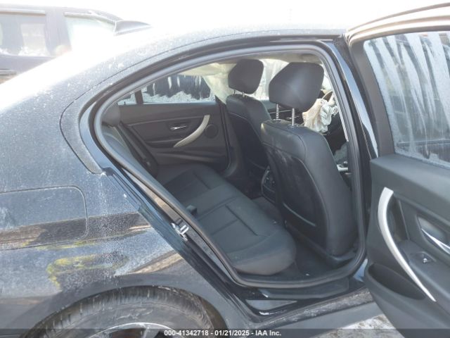 WBA8E1G5XGNT36888 BMW 320i