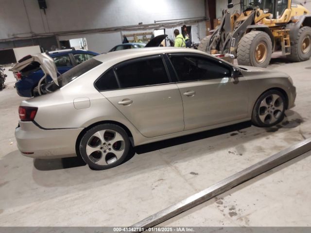 3VW267AJ2GM240176 Volkswagen Jetta 1.4t S