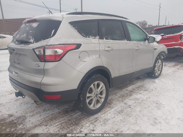 Ford ESCAPE SE 2017 1FMCU9G90HUD39187 Image 4