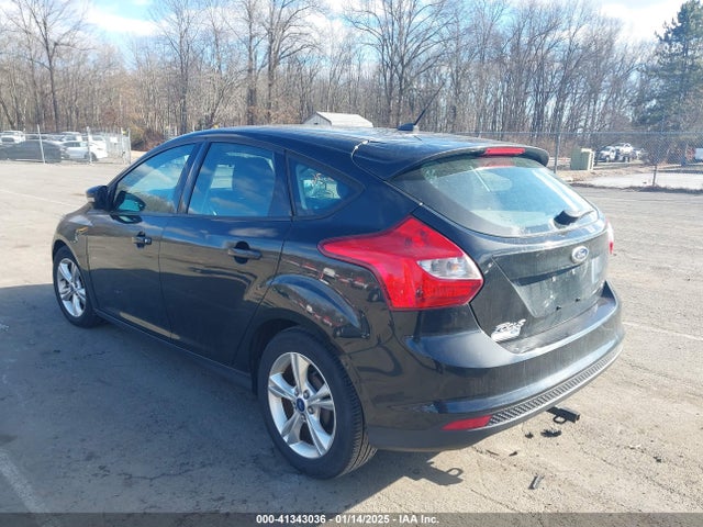 Ford FOCUS SE 2014 1FADP3K29EL377337 Image 3