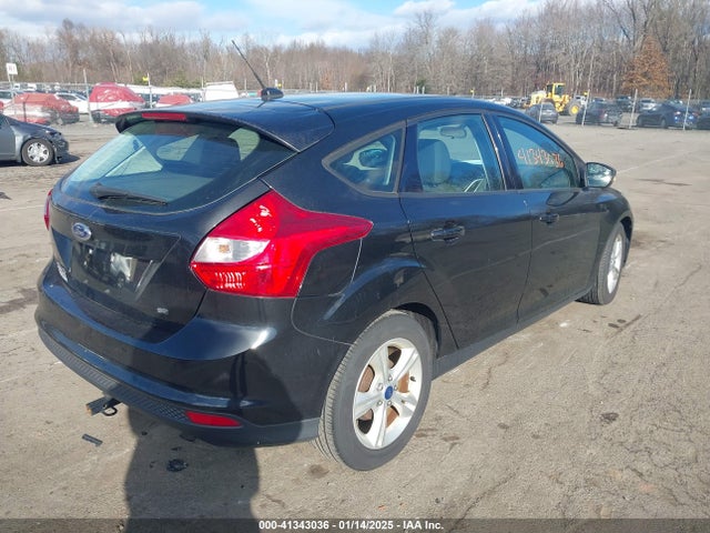 Ford FOCUS SE 2014 1FADP3K29EL377337 Image 4