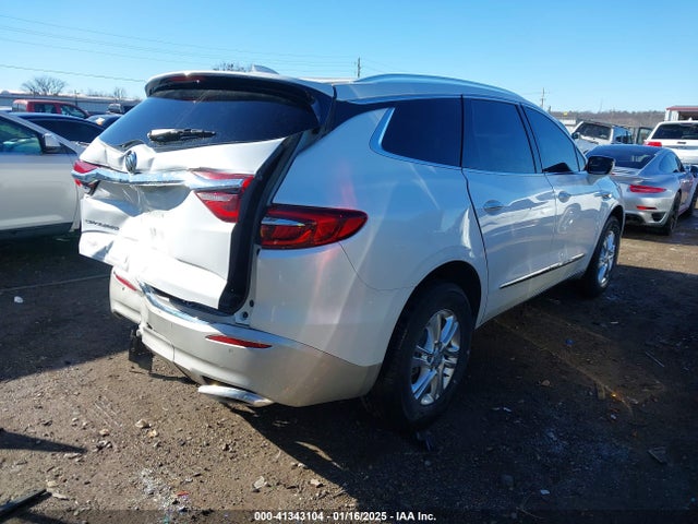 5GAERBKW3MJ175482 Buick Enclave Essence