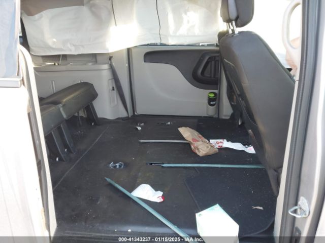 2C4RDGBG9JR364276 Dodge Grand Caravan Se