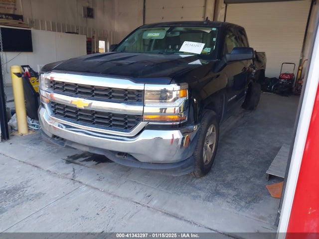 1GCVKREH1JZ193520 Chevrolet Silverado 1500 1lt