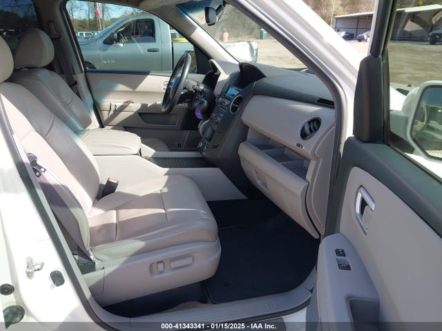 Продаж на аукціоні авто 2013 Honda Pilot Touring, vin: 5FNYF3H90DB030631, номер лоту: 41343341