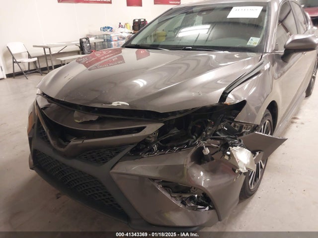 4T1B11HK6KU697036 Toyota CAMRY SE