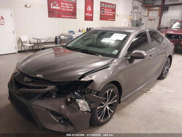 4T1B11HK6KU697036 Toyota CAMRY SE