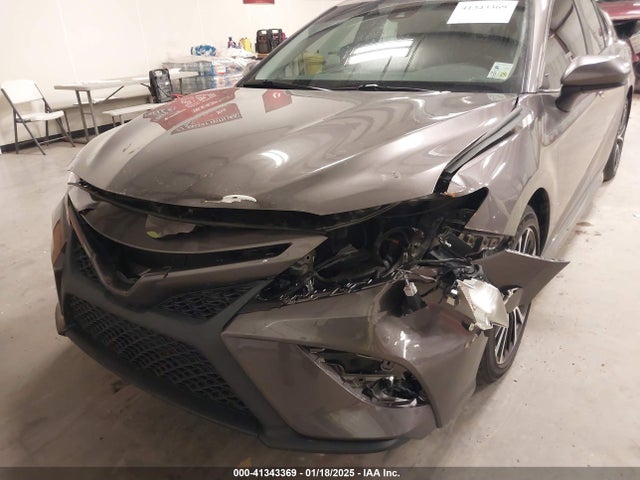 4T1B11HK6KU697036 Toyota CAMRY SE