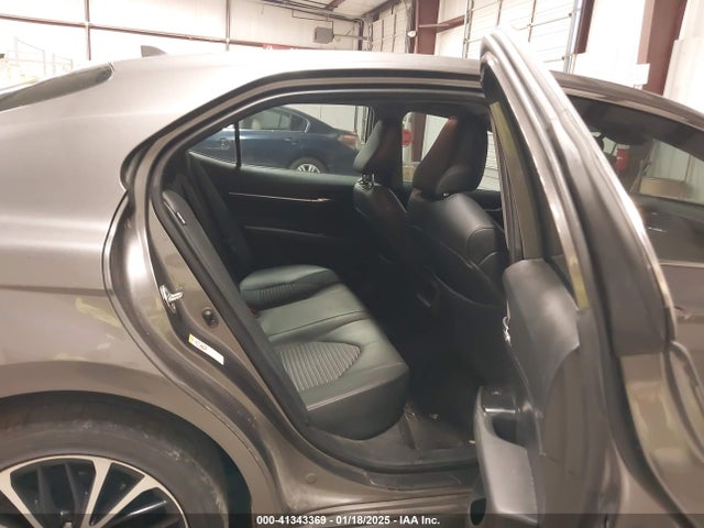 4T1B11HK6KU697036 Toyota CAMRY SE