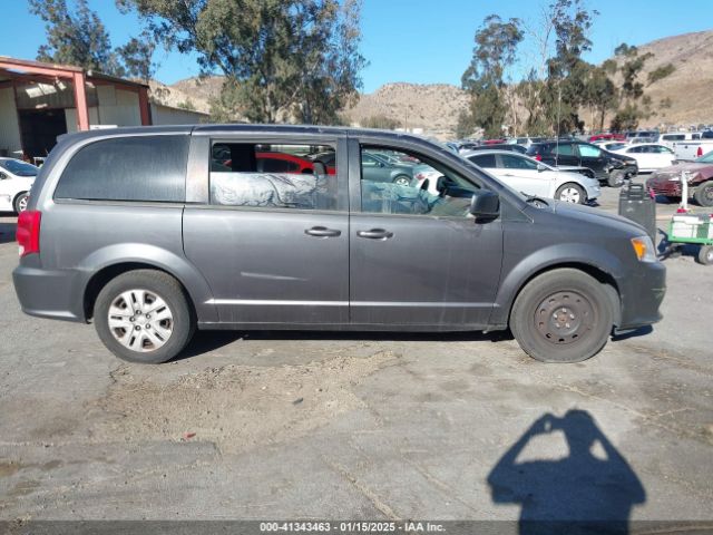 2C4RDGBG7JR307638 Dodge Grand Caravan Se