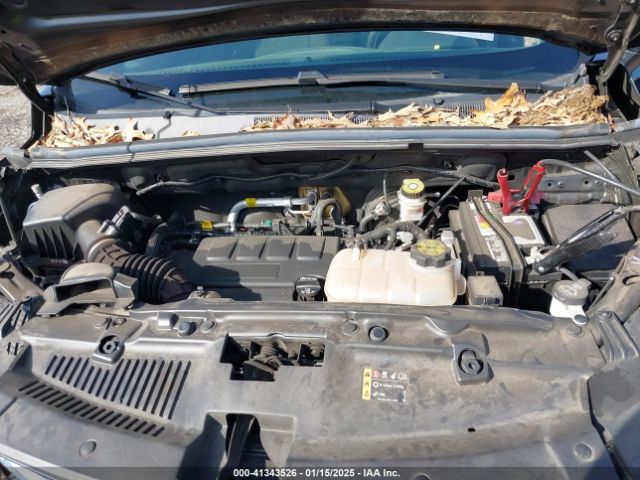 KL7CJKSB8MB322736 Chevrolet Trax Fwd Ls