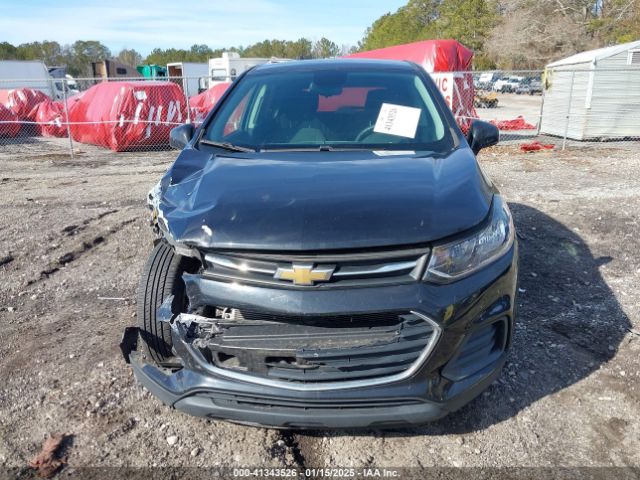 KL7CJKSB8MB322736 Chevrolet Trax Fwd Ls