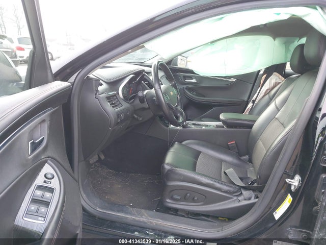 Chevrolet IMPALA 1LT 2018 1G1105S36JU112345 Image 5
