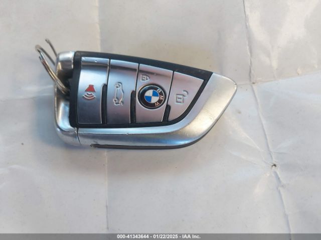 2018 BMW X5 5UXKR0C55J0X97948 Photo 10