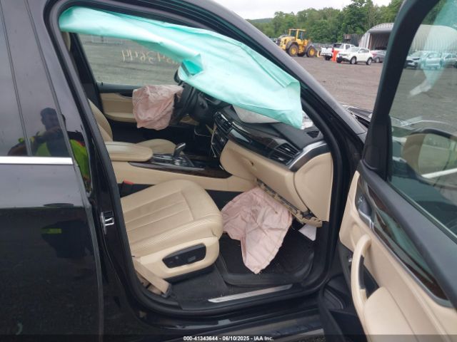 2018 BMW X5 5UXKR0C55J0X97948 Photo 4