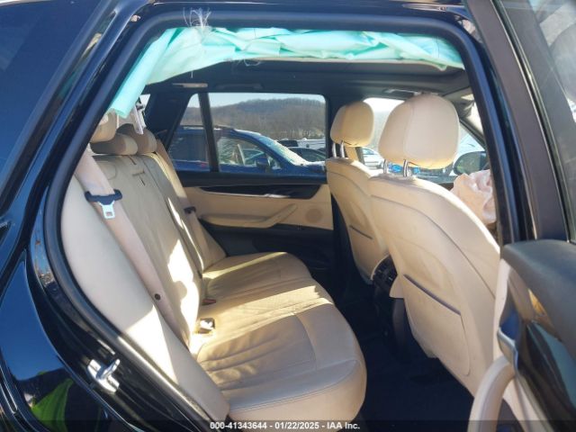 2018 BMW X5 5UXKR0C55J0X97948 Photo 7