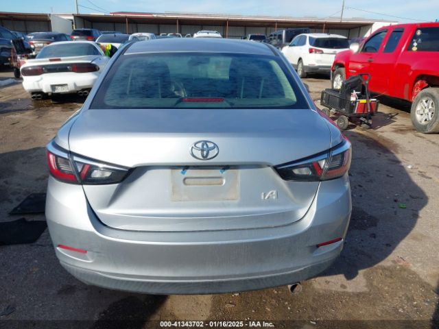 3MYDLBYV2HY172411 Toyota YARIS IA