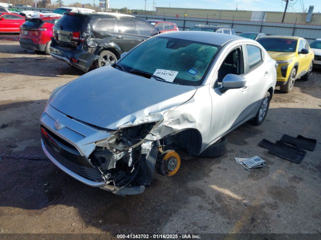 3MYDLBYV2HY172411 Toyota YARIS IA