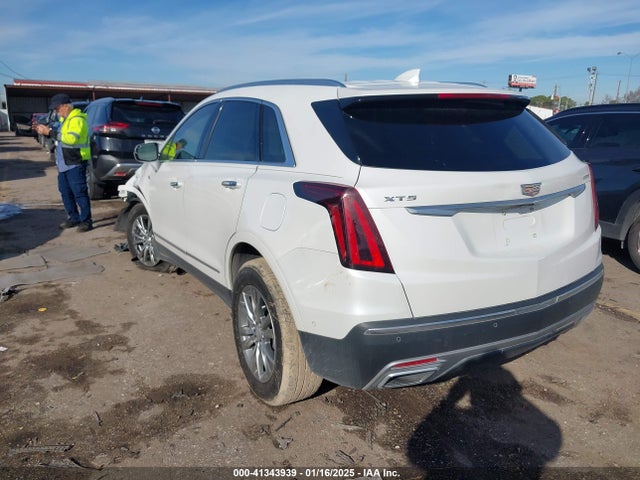2023 CADILLAC XT5 1GYKNCR42PZ128743 Photo 2