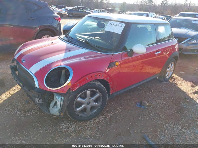 2009 MINI COOPER WMWMF33559TU75936 Photo 1