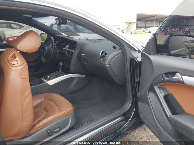 2012 AUDI A5 WAULFAFR8CA044928 Photo 4