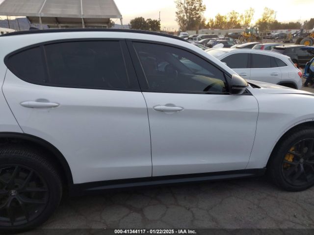 ZASPAJAN4K7C70989 Alfa Romeo Stelvio Rwd