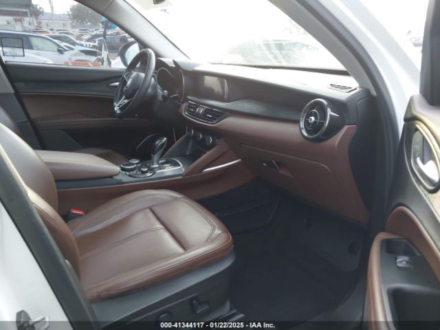ZASPAJAN4K7C70989 Alfa Romeo Stelvio Rwd