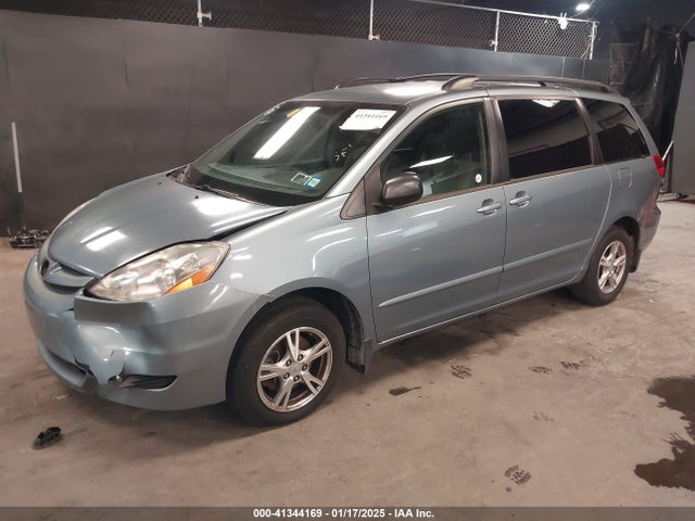 Aukcja sprzedaży 2010 Toyota Sienna Le, vin: 5TDKK4CC4AS307850, numer aukcji: 41344169
