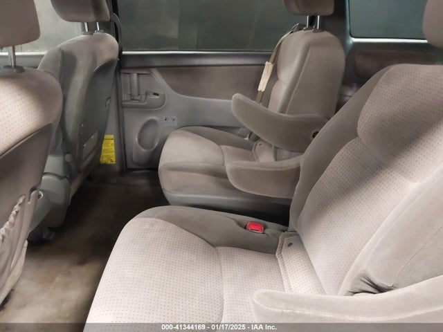 Aukcja sprzedaży 2010 Toyota Sienna Le, vin: 5TDKK4CC4AS307850, numer aukcji: 41344169