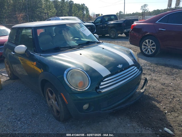 2007 MINI COOPER WMWMF33567TU62612 Photo 0