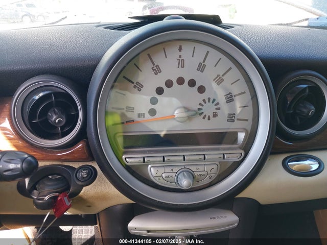 2007 MINI COOPER WMWMF33567TU62612 Photo 6