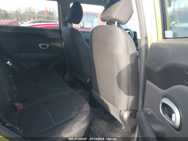 KIA Soul 2015 KNDJN2A2XF7767257 Image 8