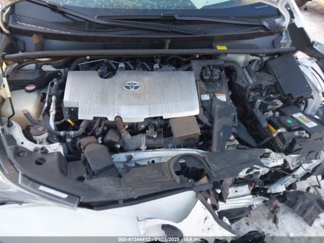 JTDKARFU1G3002577 Toyota Prius Three