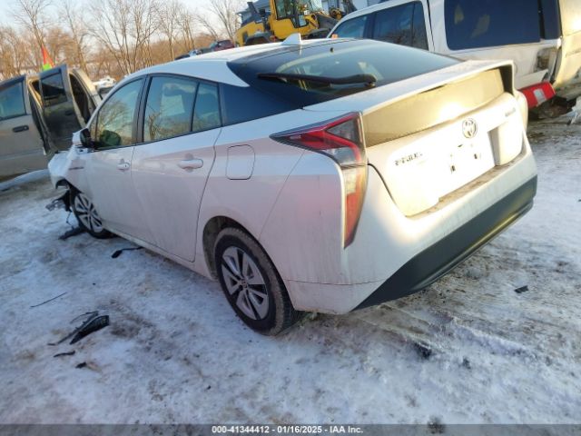 JTDKARFU1G3002577 Toyota Prius Three