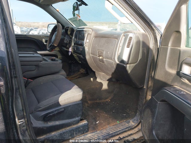 1GCVKREC8JZ311423 Chevrolet Silverado 1500 1lt
